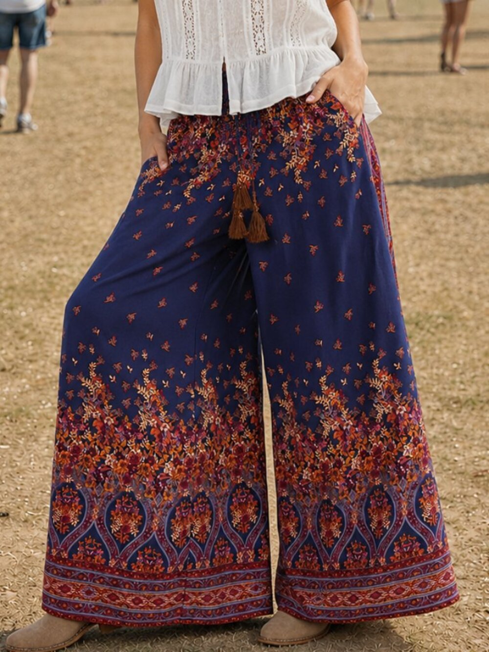 Easel Boho Floral Wide Leg Palazzo Pants Resort Festival NWT Size Medium